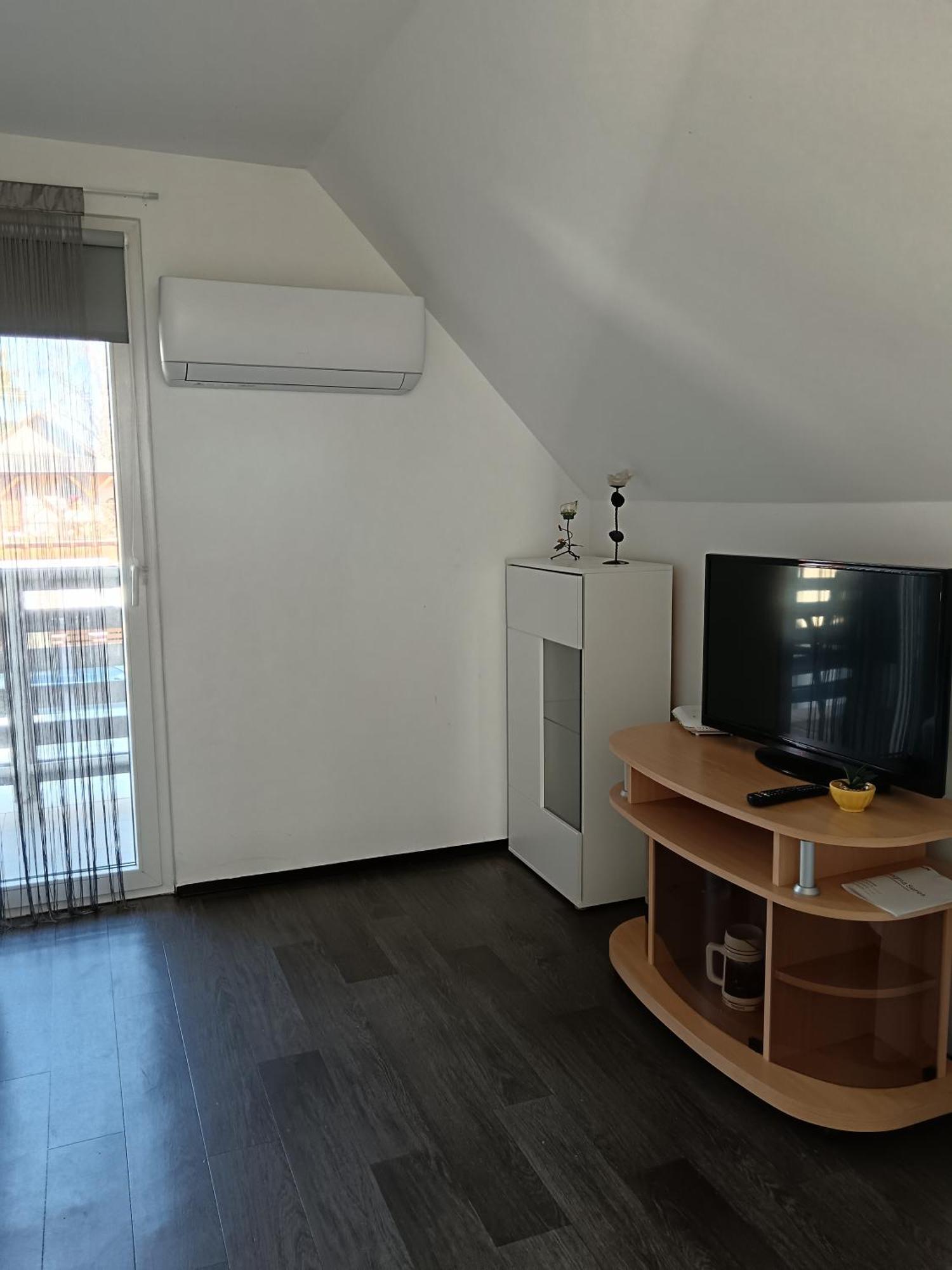 My Home Cibuka Apartman! Хайдусобосло Экстерьер фото