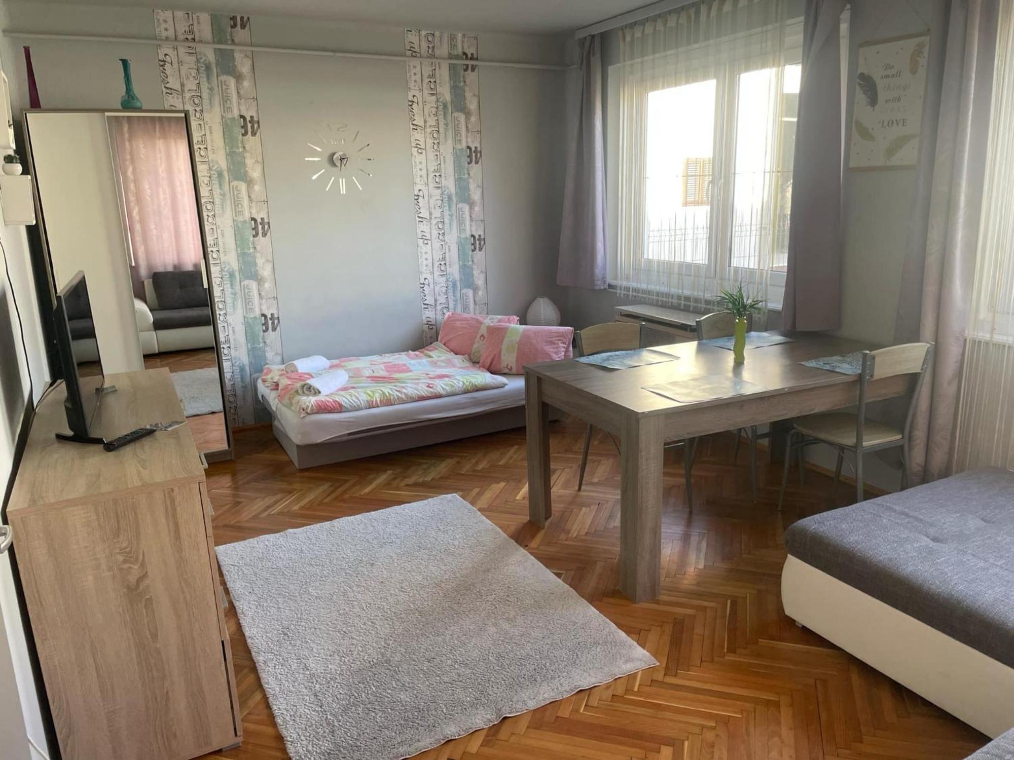 My Home Cibuka Apartman! Хайдусобосло Экстерьер фото
